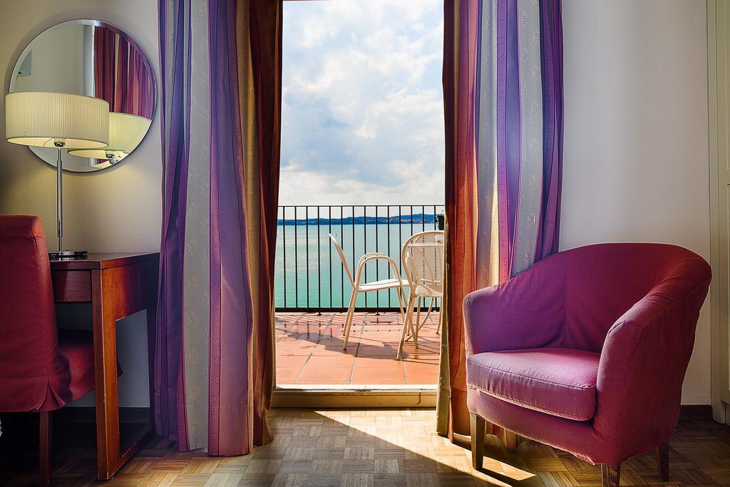 Hotel Sirmione Terme Exterior photo