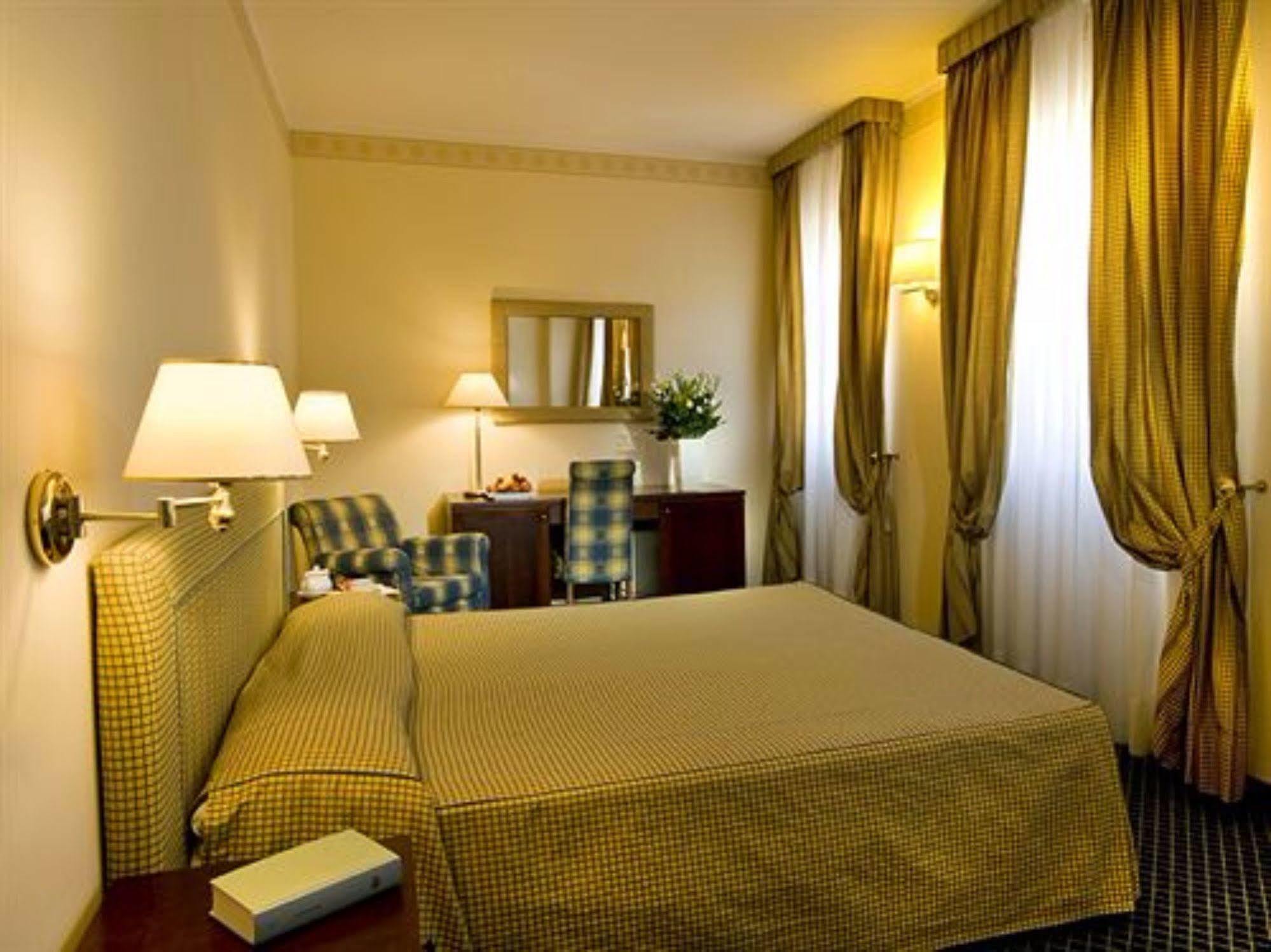 Hotel Sirmione Terme Exterior photo