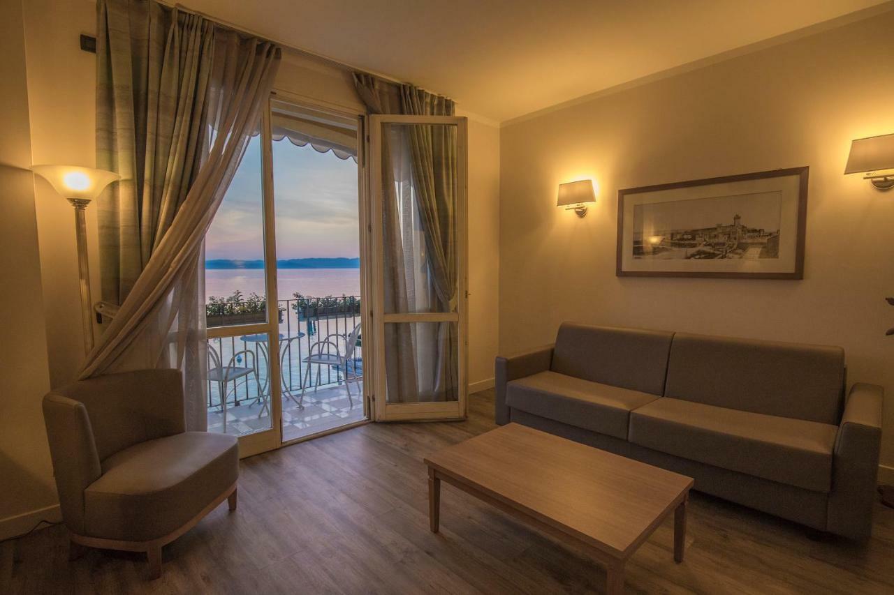 Hotel Sirmione Terme Exterior photo